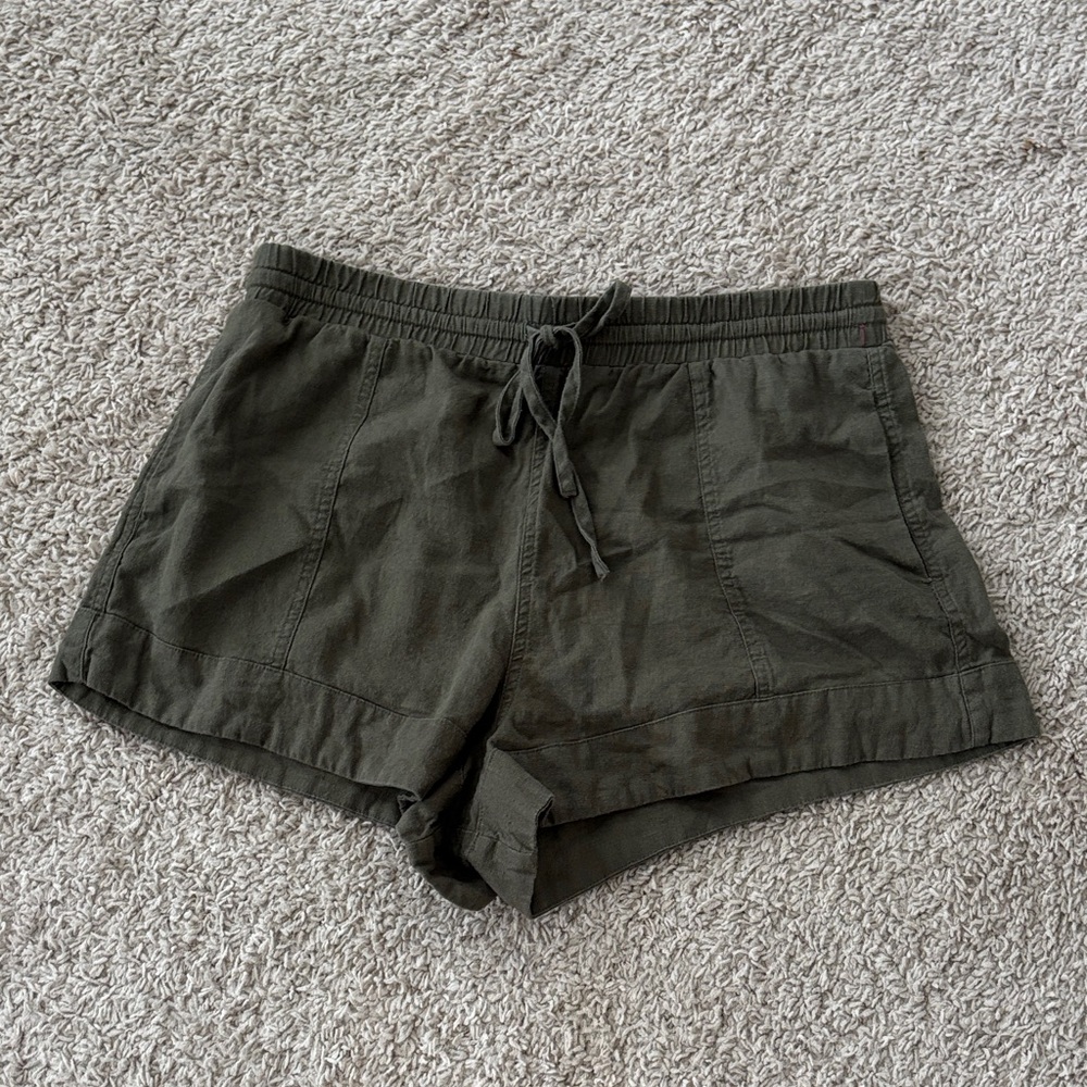Olive Green Women's linen blend Shorts